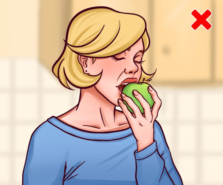 9. Не яжте плодове